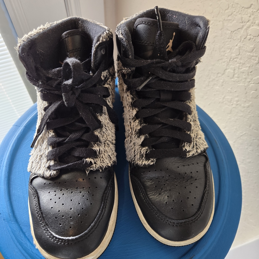 Nike Kids Sneakers Black and White